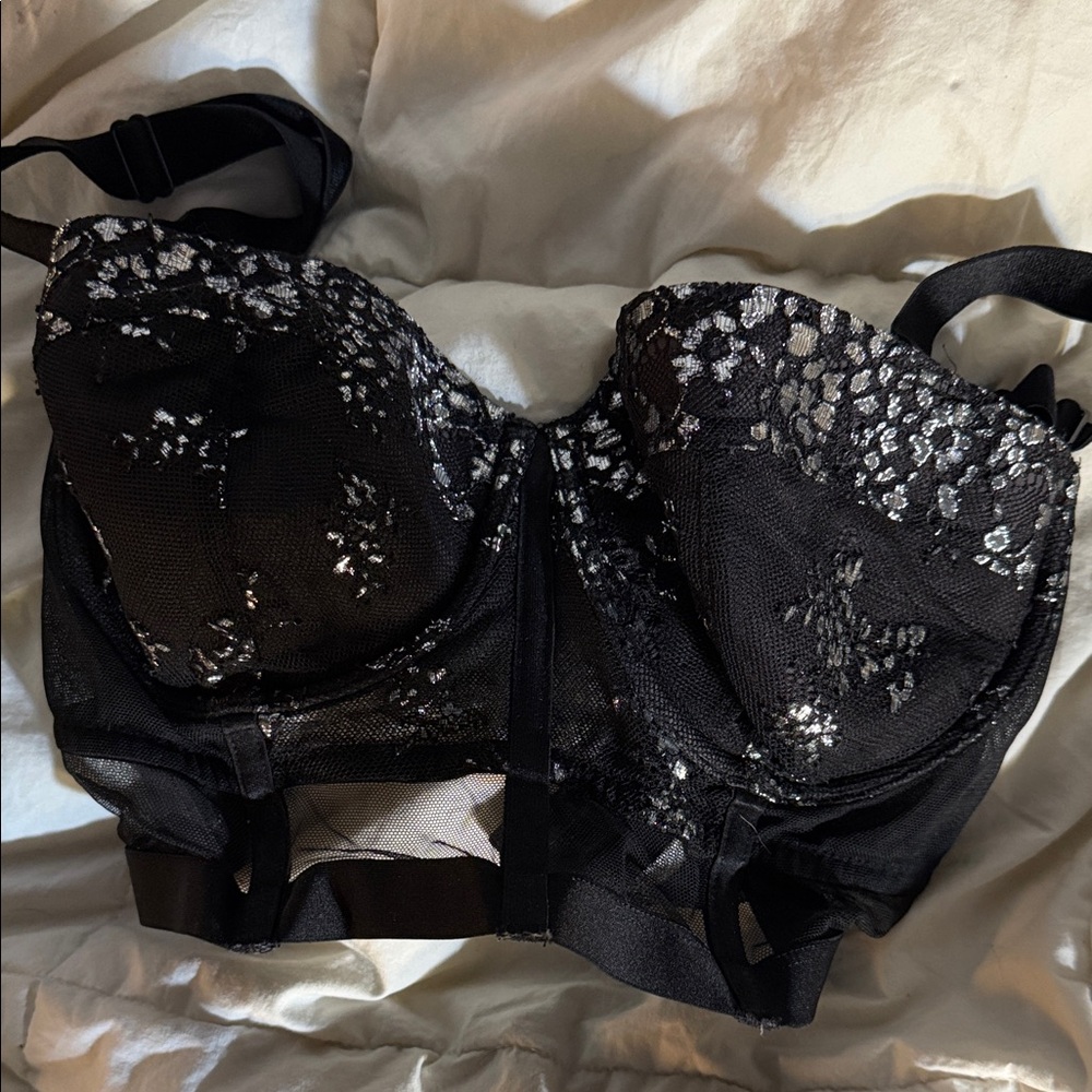 Victoria's Secret Black and White Lace Bra